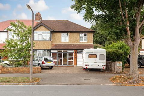 126 Wickham Avenue, Cheam, Sutton, SM3 8EA
