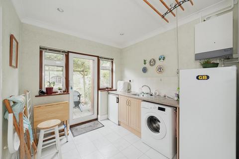 126 Wickham Avenue, Cheam, Sutton, SM3 8EA