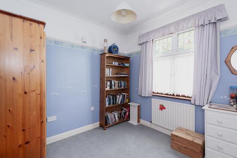 126 Wickham Avenue, Cheam, Sutton, SM3 8EA