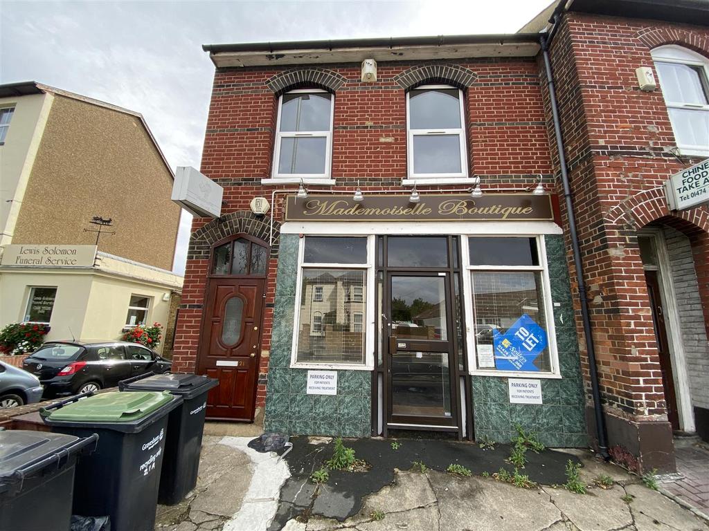 Darnley Road, Gravesend, Kent 2 bed property £975 pcm (£225 pw)