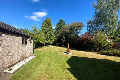 2 bedroom detached bungalow for sale - Hawthorne Avenue, Willerby, Hull