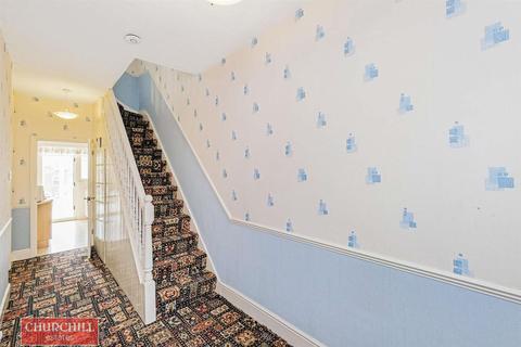 132 Gloucester Road, London, E17 6AF