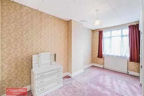 132 Gloucester Road, London, E17 6AF