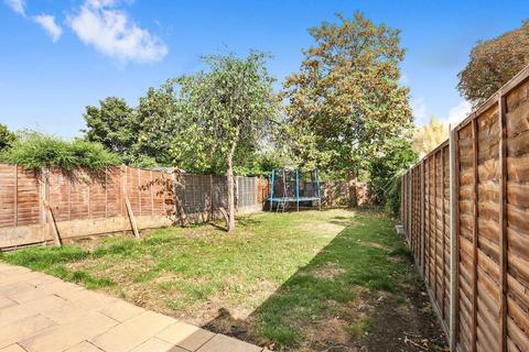 4 bedroom semi-detached house for sale - Wheathill Road, Anerley