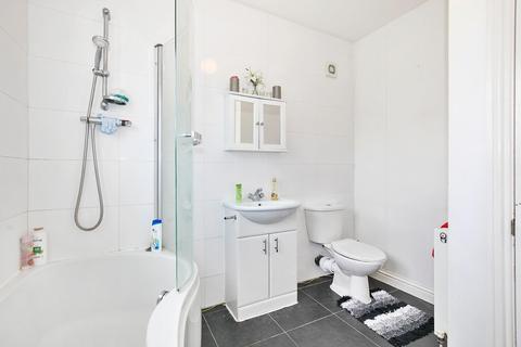17a Wheathill Road, London, SE20 7XQ