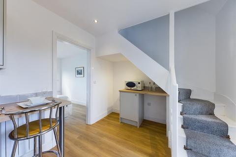 2 bedroom terraced house for sale - Aberoer, Wrexham