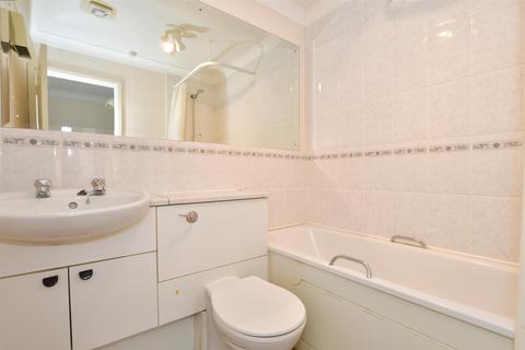 21 Beagle Drive, Ford, Arundel, BN18 0NY