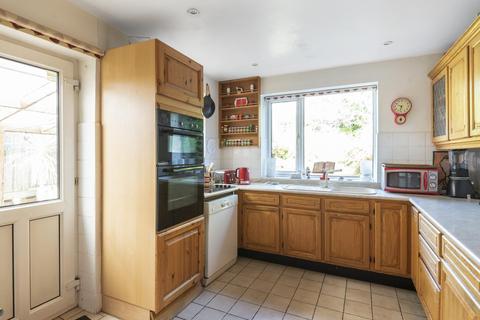 52 Lyonsdown Road, New Barnet, Barnet, EN5 1JL