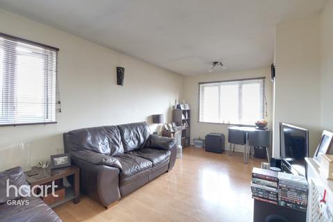 45 Brimfield Road, Purfleet, RM19 1RQ