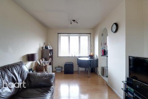 45 Brimfield Road, Purfleet, RM19 1RQ