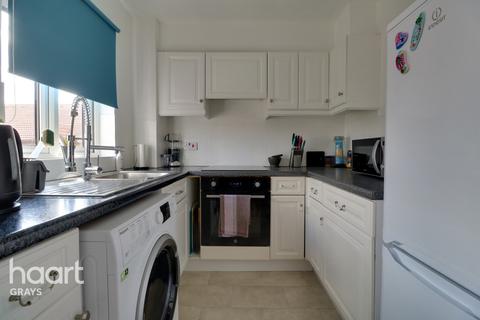 45 Brimfield Road, Purfleet, RM19 1RQ