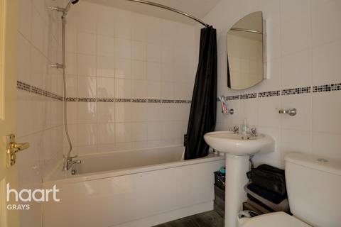 45 Brimfield Road, Purfleet, RM19 1RQ