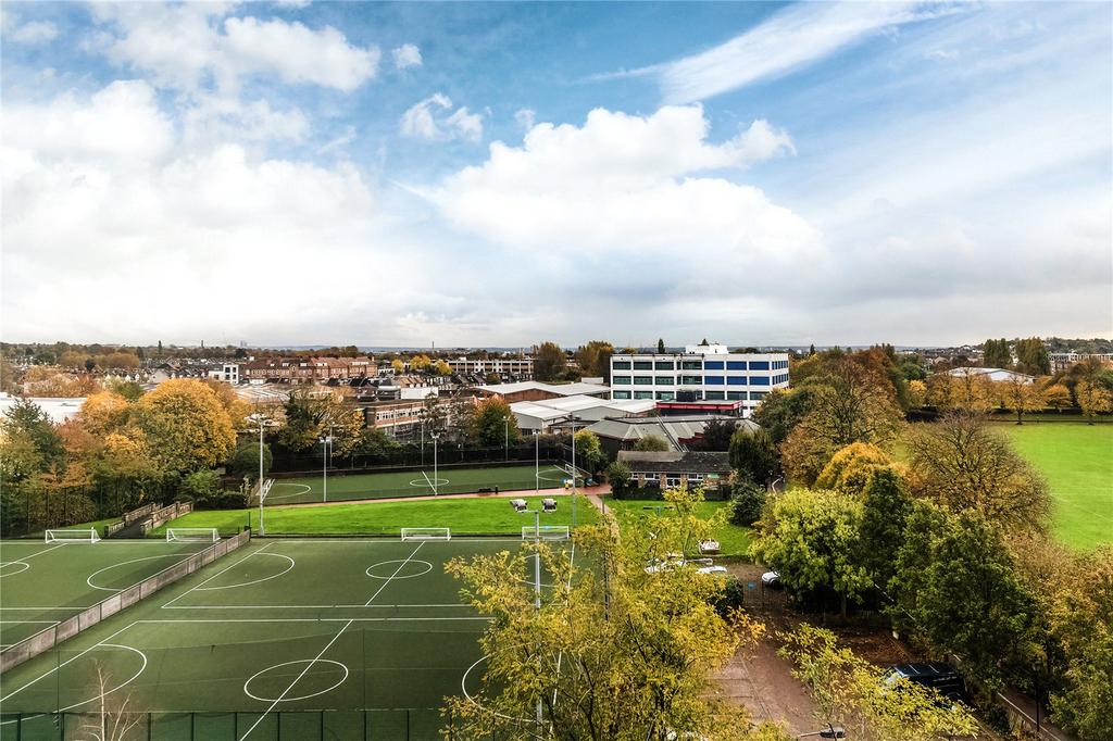 Apartment in London - View 5