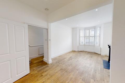 4 bedroom terraced house to rent, Archway Street, Barnes, London, SW13