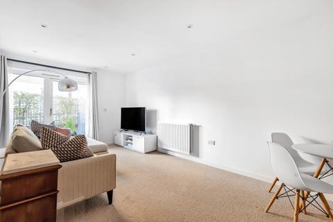 Flat 3, William House Ringers Road, Bromley, BR1 1AF
