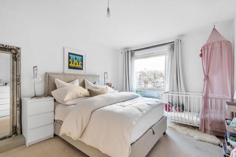 Flat 3, William House Ringers Road, Bromley, BR1 1AF