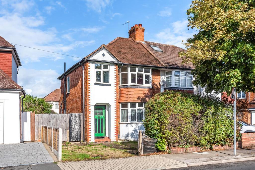 Bourne Vale, Hayes 3 bed semidetached house £575,000