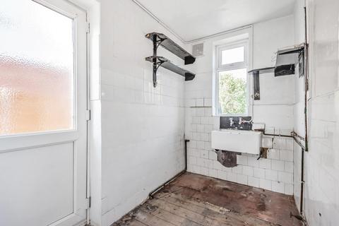 31 Bourne Vale, Bromley, BR2 7JN