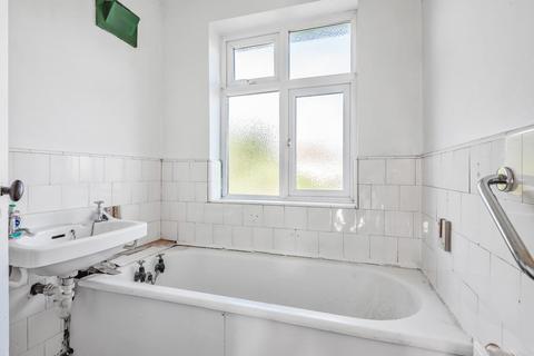 31 Bourne Vale, Bromley, BR2 7JN