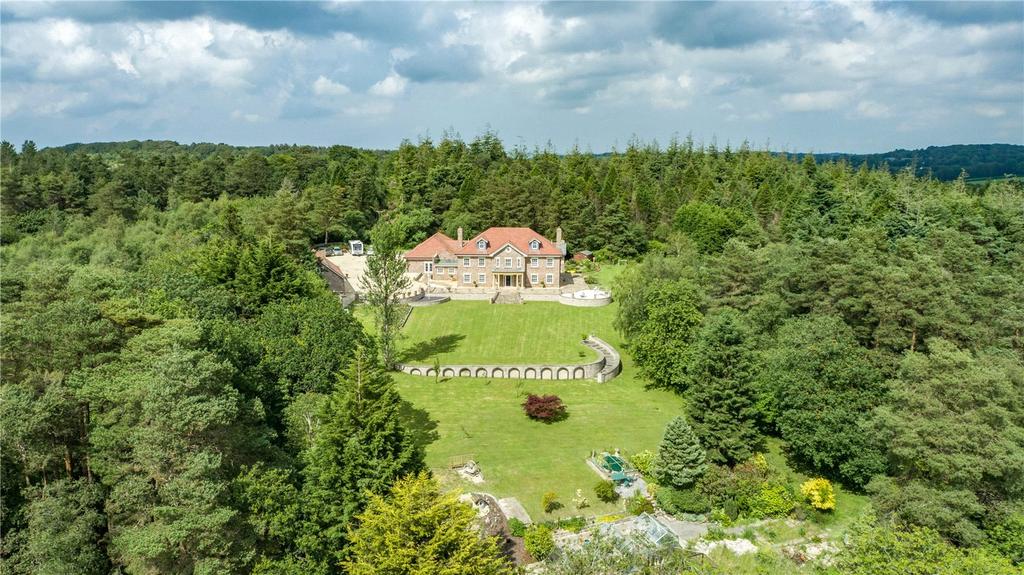 St Mary's, Trinity Hill Road, Axminster, Devon, EX13 5 bed detached