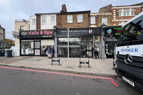 Property to rent - Stanstead Road, Catford, SE6