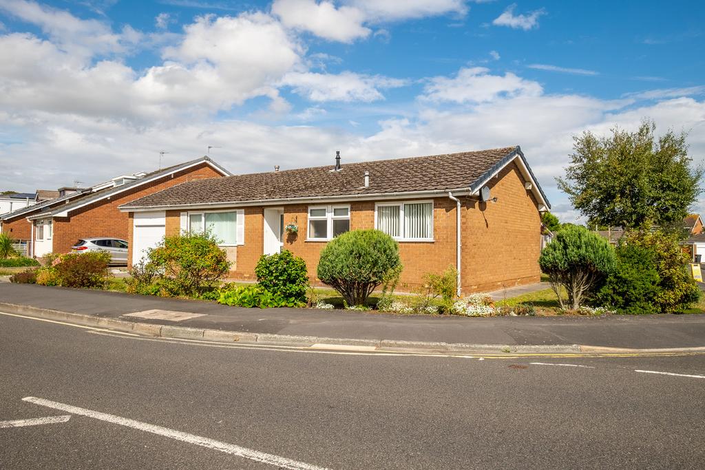 South Park, Lytham St. Annes, FY8 3 bed bungalow £289,950