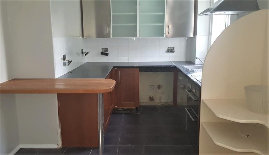 Alysham Drive Ickenham UB10 Studio £925 pcm (£213 pw)