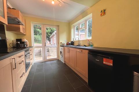 3 bedroom semi-detached house for sale - Copperfield Road, Bassett, Southampton, SO16
