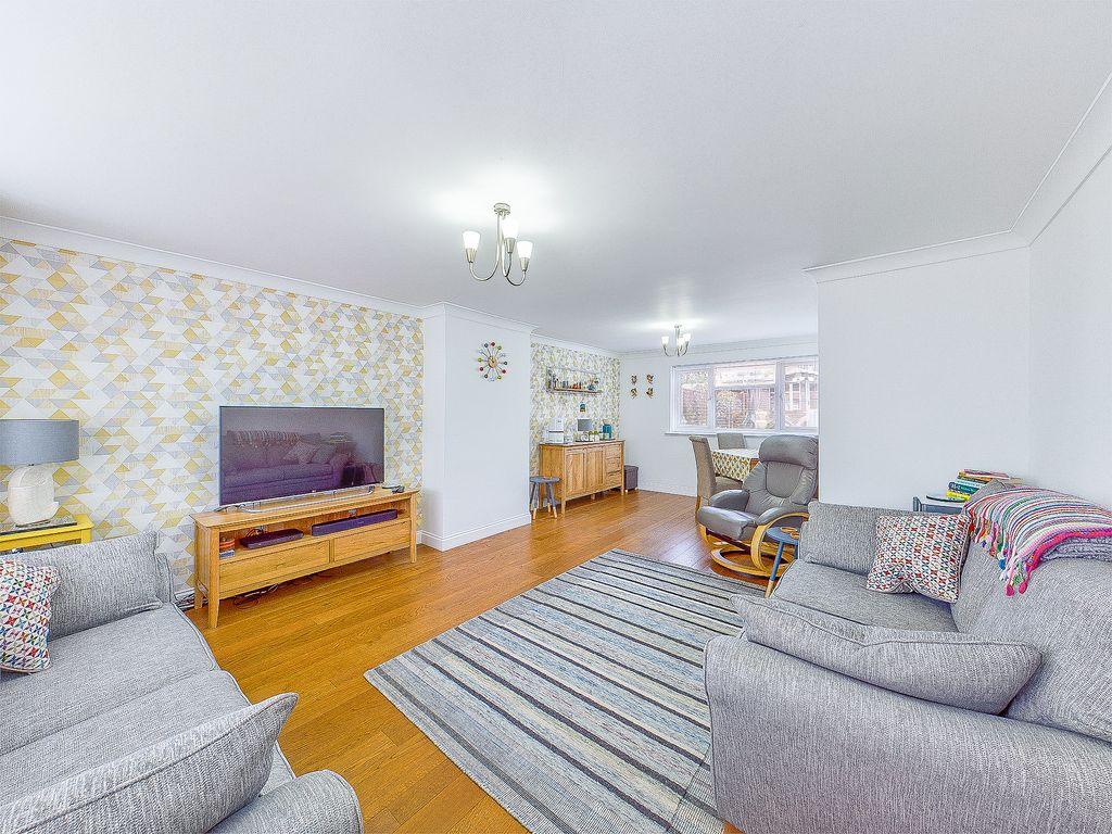 Living / Dining Room
