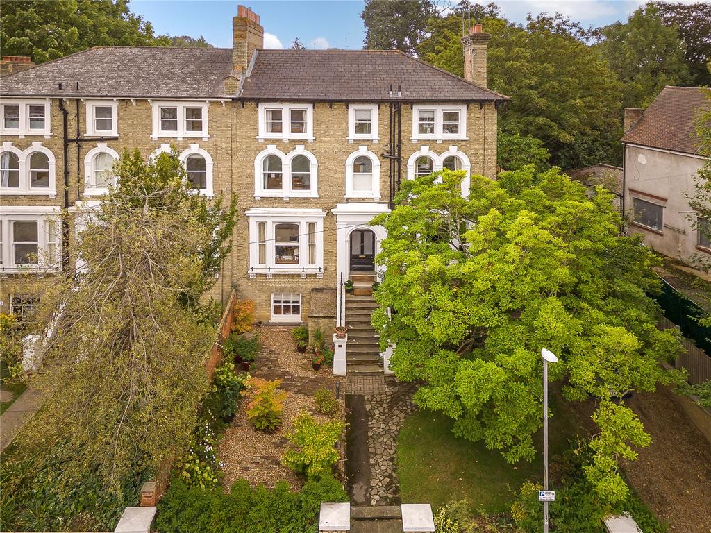 Crescent Road, Kingston upon Thames, KT2 4 bed apartment for sale £