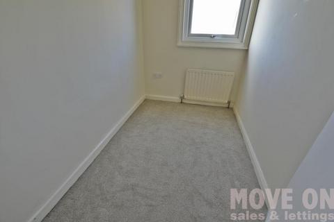 2 bedroom flat to rent, Ashley Road, Parkstone, Poole, Dorset, BH14