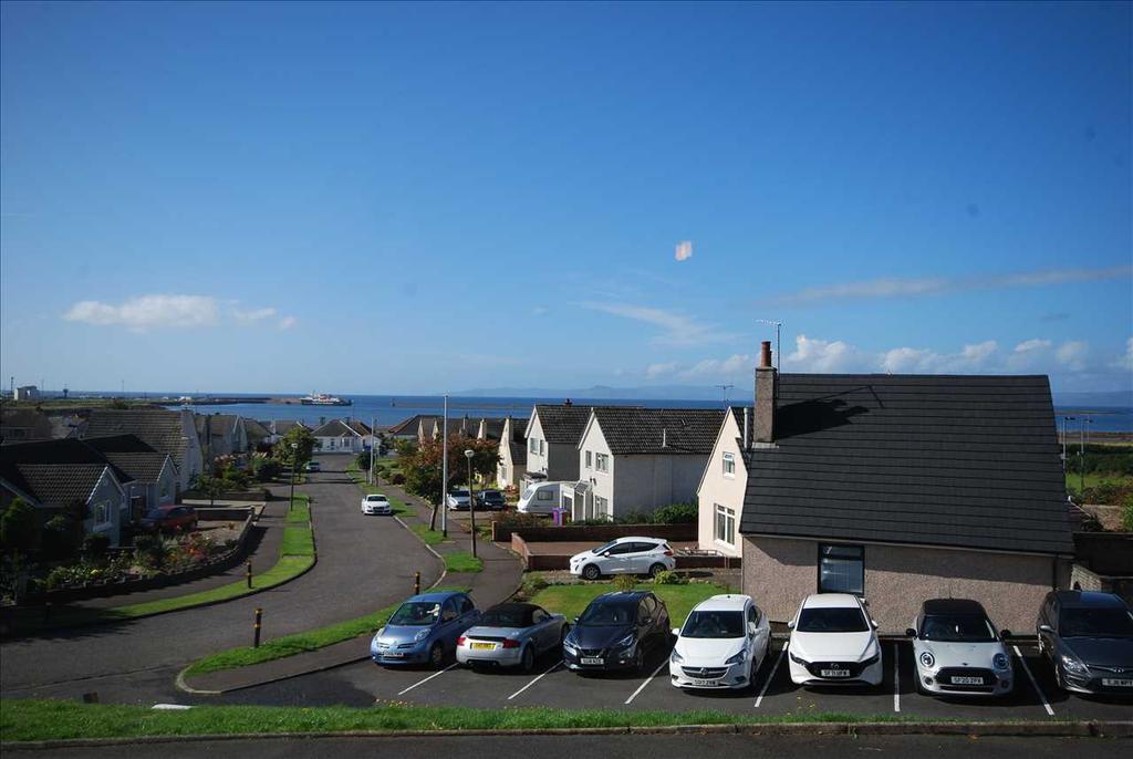 Seafield Court, Ardrossan 2 bed flat £99,000