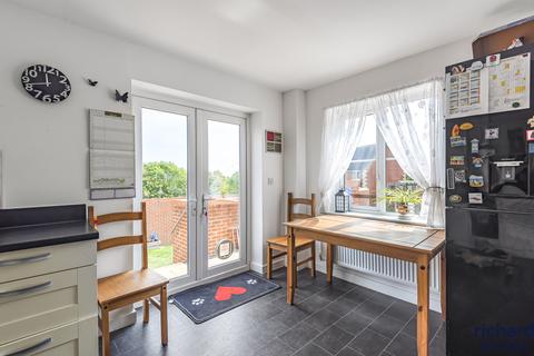 23 Hyde Road, Royal Wootton Bassett, Swindon, SN4 8GA