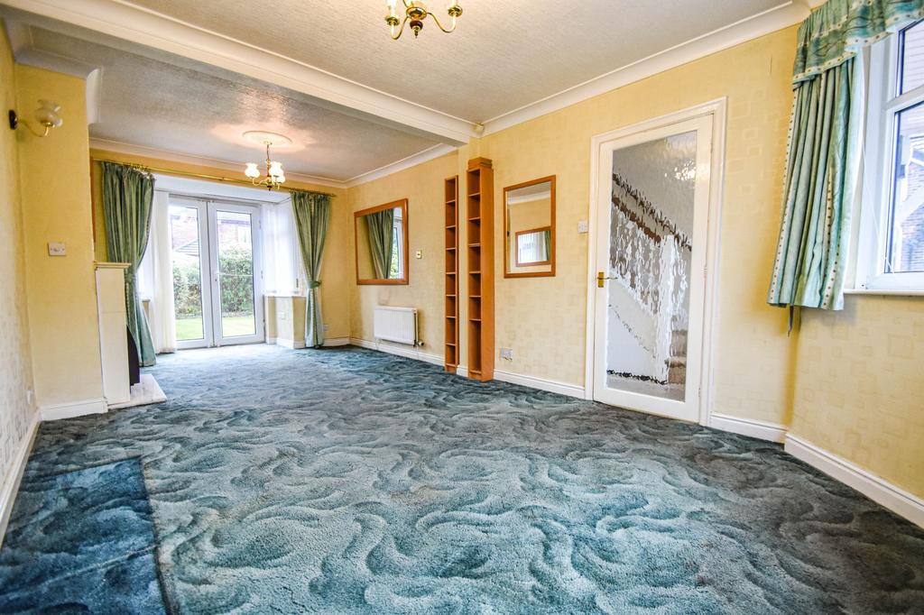 St. Austells Drive, Prestwich, M25 3 bed semidetached house £240,000