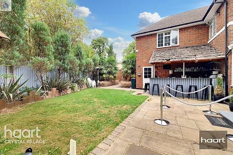 undefined, Lawrie Park Avenue, London