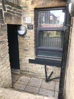 Studio to rent, 263A Otley Rd