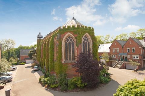 24 Chapel Square, Virginia Water, GU25 4SZ