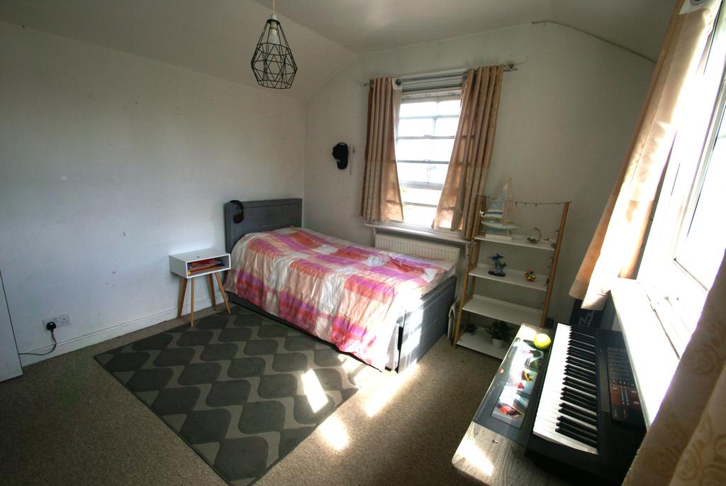 Rack Close, Andover, SP10 1 bed in a house share - £500 pcm (£115 pw)