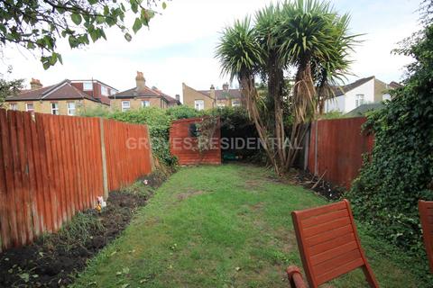 56 Blagdon Road, New Malden, KT3 4AE