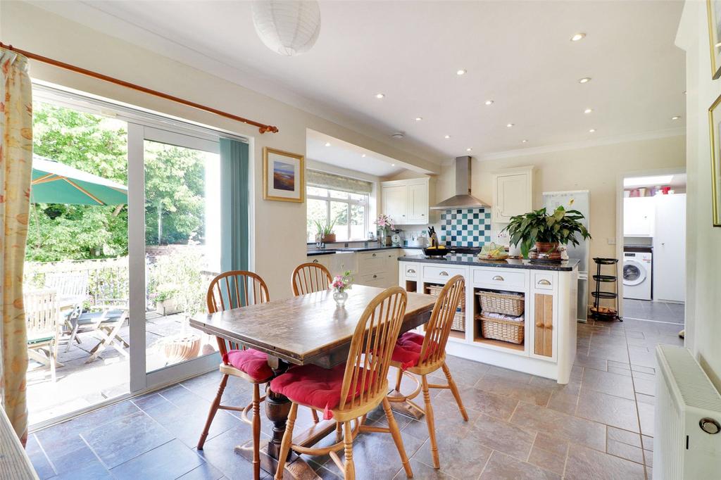Dining Area/Kitchen
