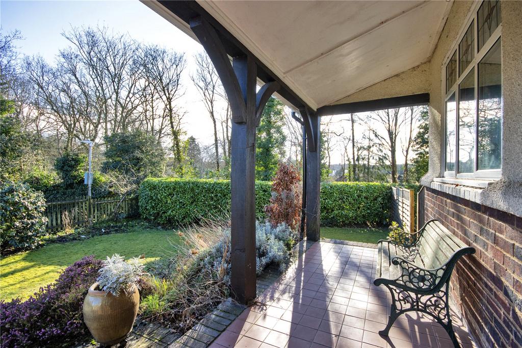 Front Garden & Porch