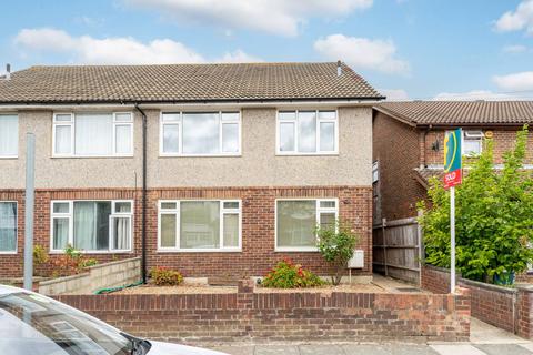 55 Elmhurst Avenue, Mitcham, CR4 2HP