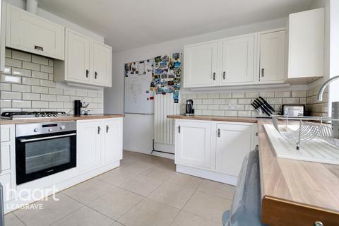 58 Cheviot Road, Luton, LU3 3DQ