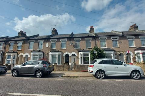 2 bedroom terraced house to rent, Haselbury Road, N18