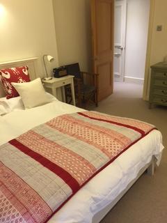 2 bedroom apartment to rent - William Morris Way, London, SW6