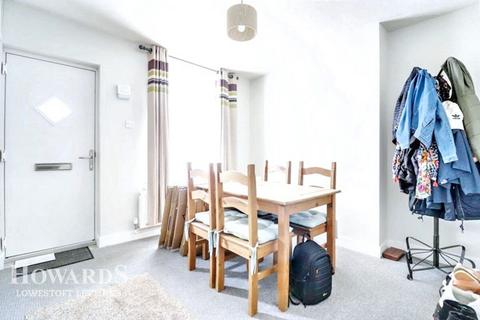 undefined, Oulton Street, Lowestoft