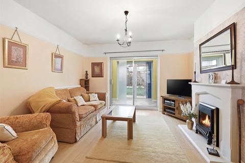 undefined, Fairlawn Gardens, Southend-on-Sea, Essex, SS2