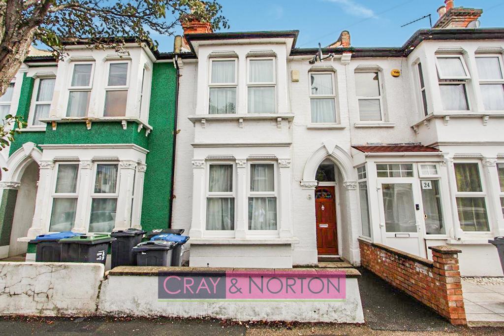 Amberley Grove, East Croydon, CR0 3 bed terraced house £1,900 pcm (£