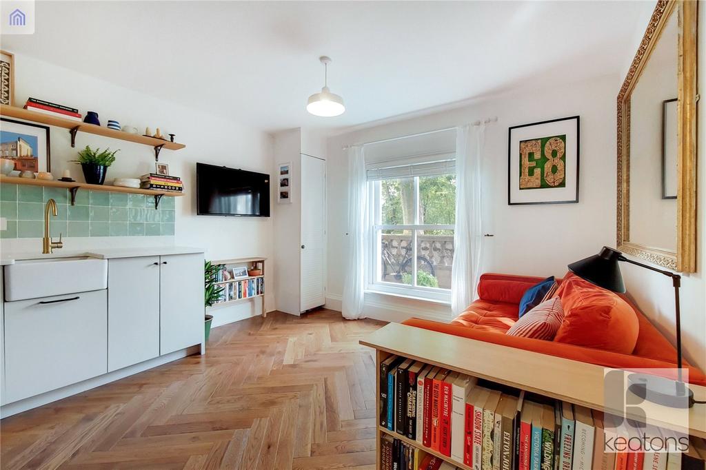 Living Room/Kitchen