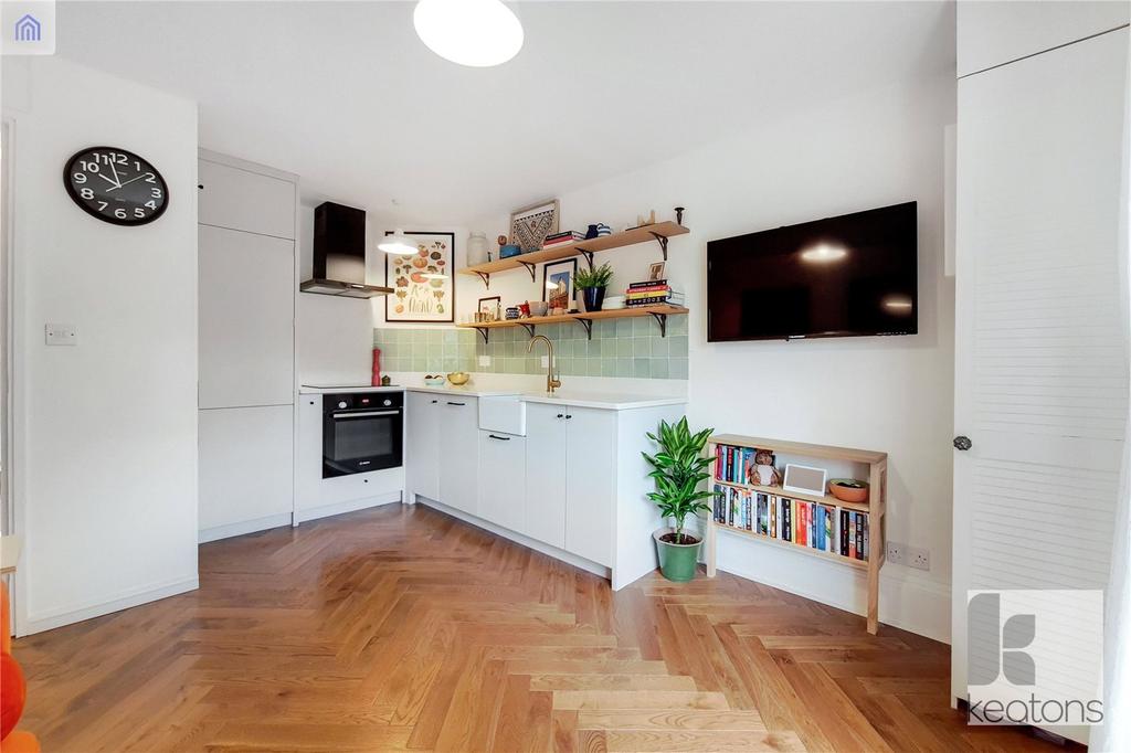 Living Room/Kitchen